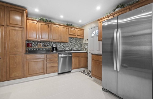 Port Sanilac House | Walk out Beach! 2 homes on Lake Huron with Hot tubs!