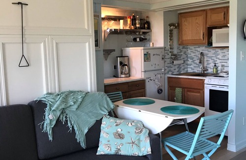 Maple City Condo | Walk-out Studio Condo On The Beach In The Homestead Resort. Newly remodeled!