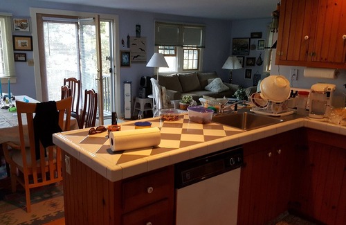 Eel Point House | WALK THROUGH THE MOORS BY LONG POND TO DIONIS BEACH | bikes & beach gear incl!