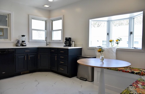 West End House | Walk to Allstar Village! Fully Renovated Gem 2 BR/2 BTH w/AC Slp 6