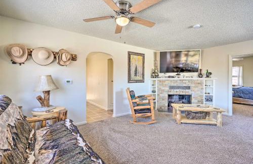Canon City House | Walk to Arkansas Riverwalk Trail Cañon City Home