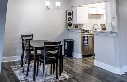 Arlington Apartment | Walk to AT&T Cowboys Stadium, Globe-life from Stylish 2Bedroom