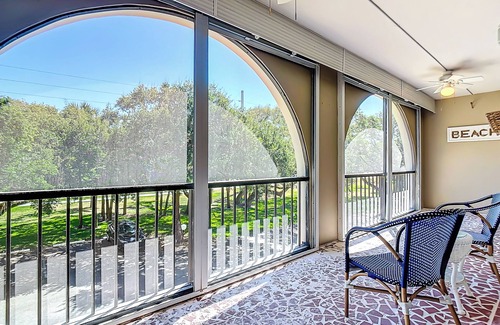 Central Beach Condo | Walk to Beach. RENOVATED & HUGE 3-bed &3-bath condo in Vero Beach