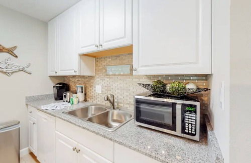 Frangista Beach Condo | Walk to beach! 2 bd/2ba! Located in Seascape!