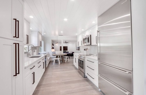 Jupiter Inlet Colony House | Walk to Beach-300 steps! Luxury House on Jupiter Island. Heated Private Pool/Spa