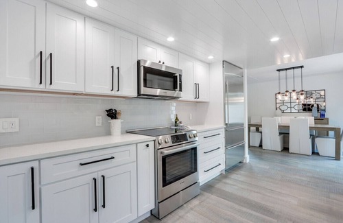 Jupiter Inlet Colony House | Walk to Beach-300 steps! Luxury House on Jupiter Island. Heated Private Pool/Spa