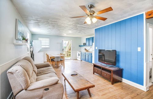 Willoughby Spit Apartment | Walk to Beach & Chesapeake Bay: Norfolk Retreat!