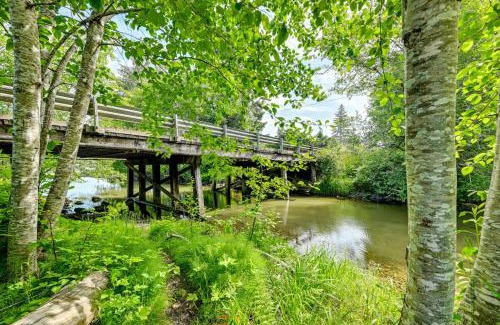 Neah Bay House | Walk to Beach Creek-Front Sekiu Home with Fire Pit!