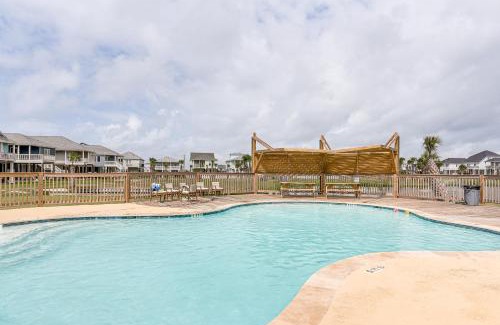 Terramar Beach House | Walk to Beach Galveston Gem with Pool Access