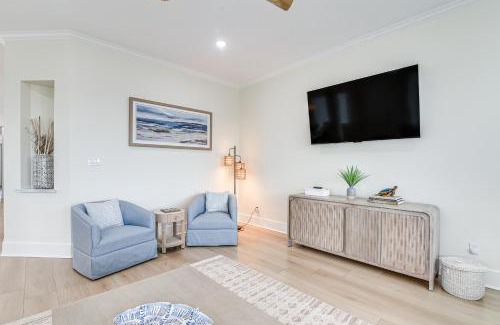 Terramar Beach House | Walk to Beach Galveston Gem with Pool Access