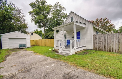 Buckroe Beach Cottage | Walk to Beach: Hampton Home w/Grill!