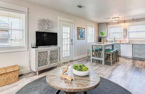 Surfside Beach House | Walk to Beach: Modern Farmhouse in Surfside Beach!