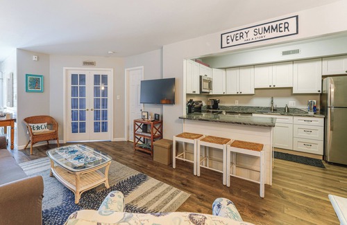 Caine Woods Condo | Walk to Beach: Newly Remodeled Condo in Ocean City