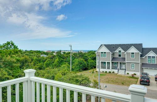 Southern Shores House | Walk to Beach Southern Shores Retreat with Hot Tub
