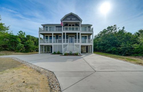 Southern Shores House | Walk to Beach Southern Shores Retreat with Hot Tub