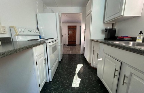 Applegate Cabin | Walk to beach, 2BR, A/C
