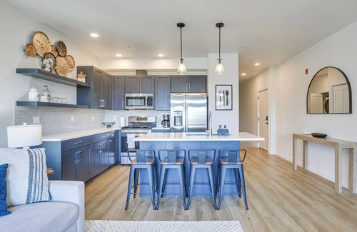 Lincoln City House | Walk to Beaches: 'Siletz Bay Bliss' Townhome