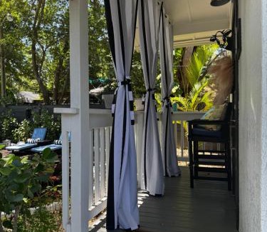 Fort Myers River District Apartment | Walk to Best Eats and Shops and Stay in Style