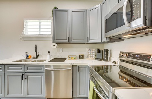 Gert Town House | Walk to Carrollton Ave Eats: Bright NOLA Duplex!