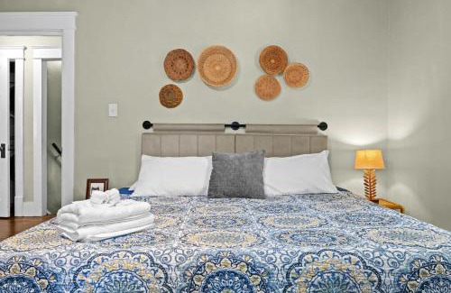 Wilder Park House | Walk to Churchill & Cardinal Stadium Near SDE