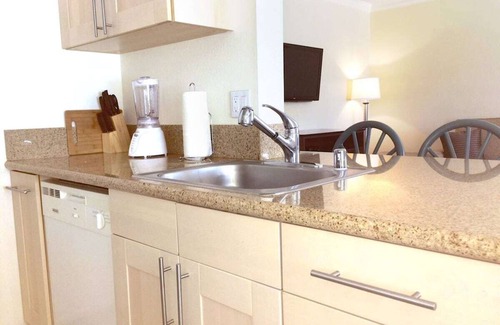 Coachella Condo | Walk To Coachella Concerts