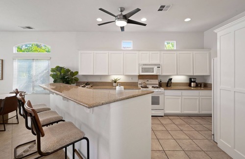 Indio House | Walk to Coachella! Escape to your own villa.