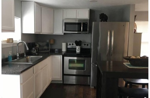 Panama City House | Walk to Dinner, Sunsets & the Bay! Pets OK! 15 minutes to Beach from St. Andrews