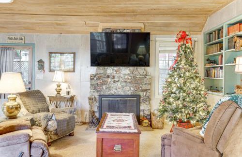 Twain Harte House | Walk to Downtown and Lake Twain Harte Cabin