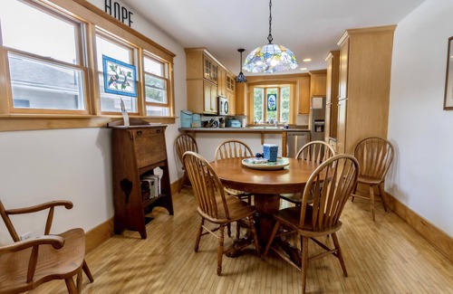 Beulah House | Walk to Downtown Beulah and Crystal Lake
