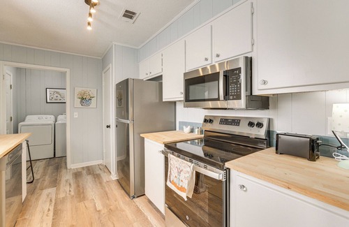 Thomasville House | Walk to Downtown & Coffee Shop: Thomasville Escape