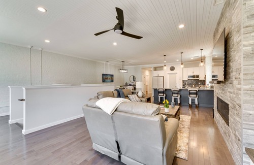 Lenoir Apartment | Walk to Downtown: Cozy Lenoir Apartment!