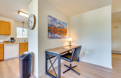 Estes Park Condo | Walk to Downtown: Mountain-View Estes Escape
