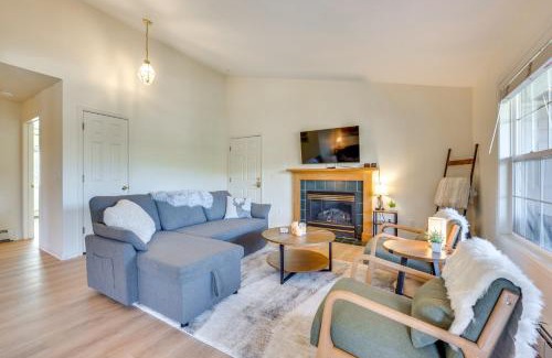 Estes Park Apartment | Walk to Downtown Mountain-View Estes Escape