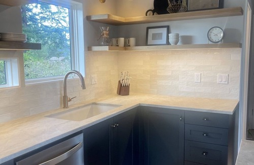 Sebastopol House | Walk to Downtown Sebastopol Luxe Vacation Living