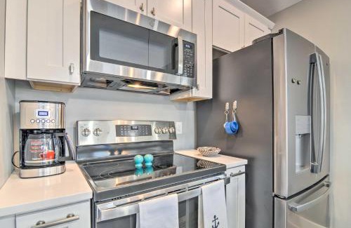 Charlevoix House | Walk to Dtwn Charlevoix Townhome with Fireplace