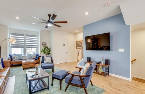 Cambridge House | Walk to Dtwn Waterfront Eastern Shore Townhome!
