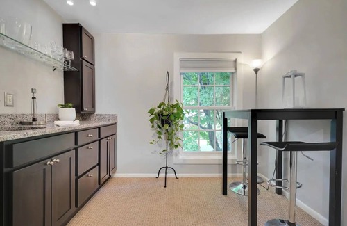 Cherokee Triangle House | Walk to Everything! Bourbon Trail & Cherokee Golf Course n