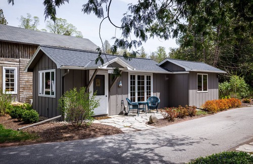 Ephraim Cottage | Walk to Everything Ephraim has to Offer! Pet Friendly! Great Wifi!