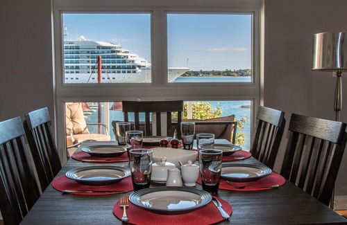Queens Square Condo | Walk to Fine Restaurants & Confederation Centre of The Arts