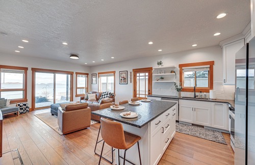 Polson House | Walk to Flathead Lake: Polson Home w/Balcony