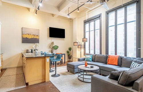 Downtown Fort Worth Apartment | Walk to Fort Worth's Best | Downtown Suite Awaits