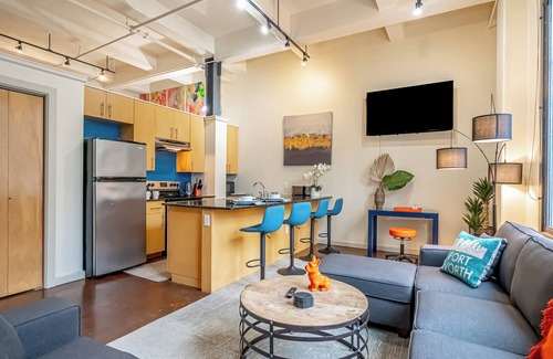 Downtown Fort Worth Apartment | Walk to Fort Worth's Best | Downtown Suite Awaits