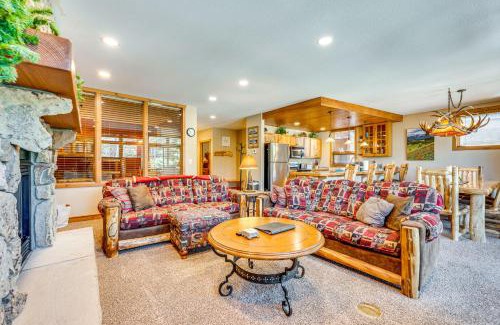 Old Town Apartment | Walk to Gondola Condo with Deck in Winter Park!