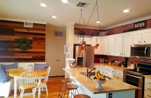 Fallbrook House | Walk to Grand Tradition – Pool, Spa & Family-Friendly Retreat>Wine Trips