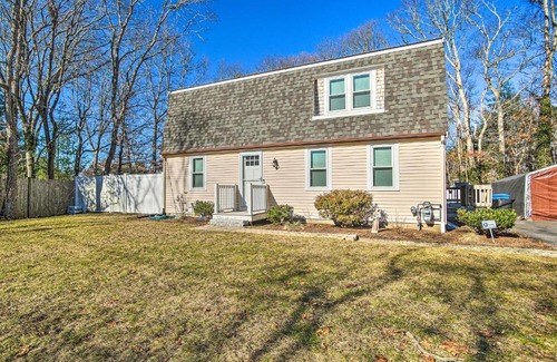 Teaticket House | Walk to Great Pond Spacious East Falmouth Home