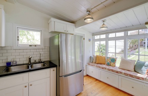 Village of La Jolla Cottage | Walk to La Jolla Cove: Dtwn Cottage w/Ocean View!