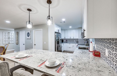 Hot Springs Village House | Walk to Lake DeSoto: Hot Springs Village Retreat!