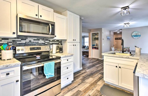 Pepin House | Walk to Lake Pepin: Charming Retreat w/Deck