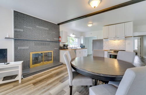 Harrison Township House | Walk to Lake St Clair - Michigan Getaway!