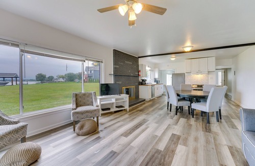 Harrison Township House | Walk to Lake St Clair - Michigan Getaway!